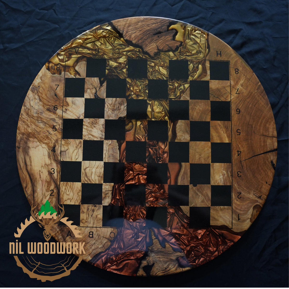 Handmade Olive Wood Chess Set: Epoxy Resin Design, Modern Elegance