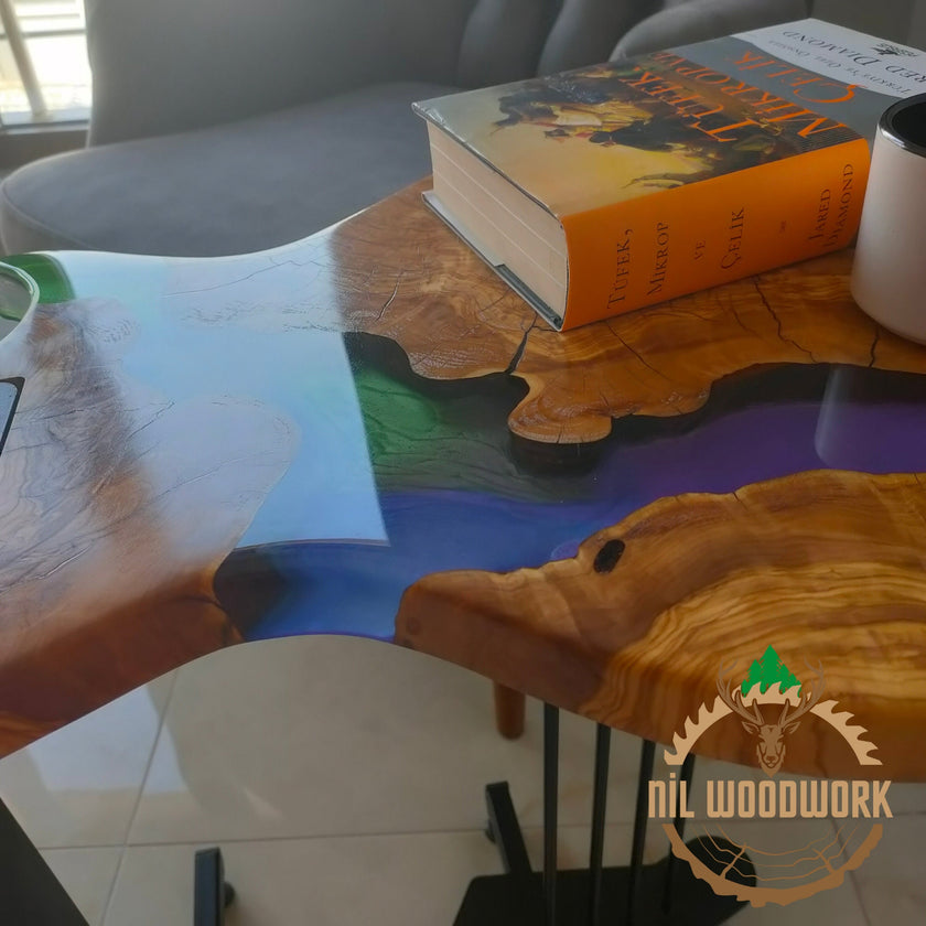 Personalized Olive Wood Resin Guitar Stand: Modern Sofa End Table