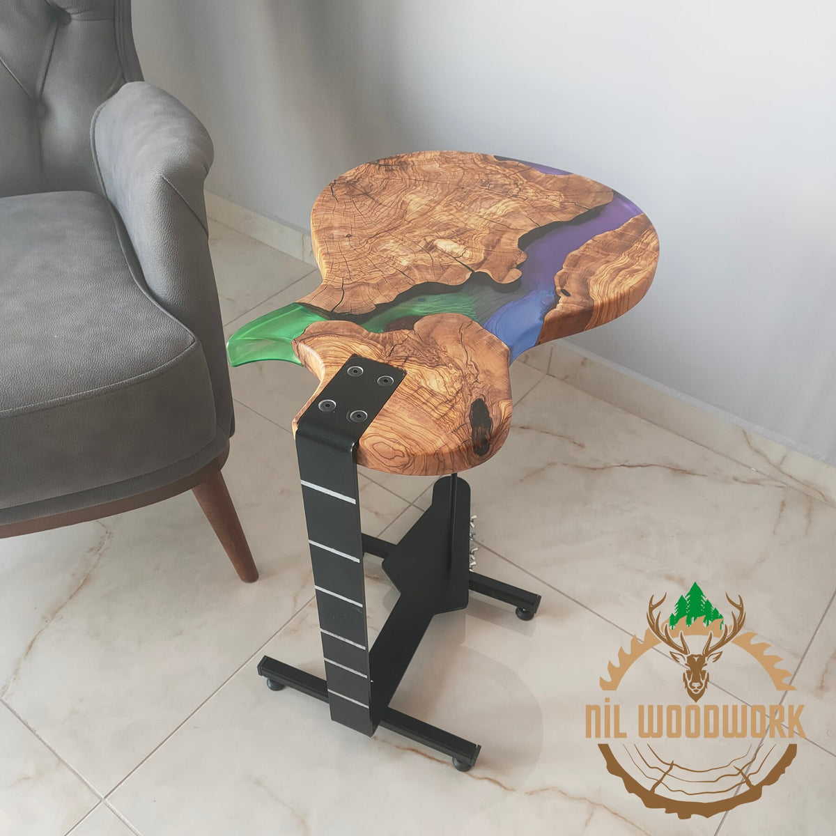 Personalized Olive Wood Resin Guitar Stand: Modern Sofa End Table