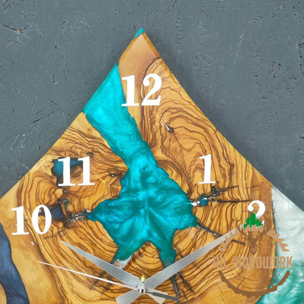 Diamond Resin Wall Clock: Olive Wood Epoxy Clock