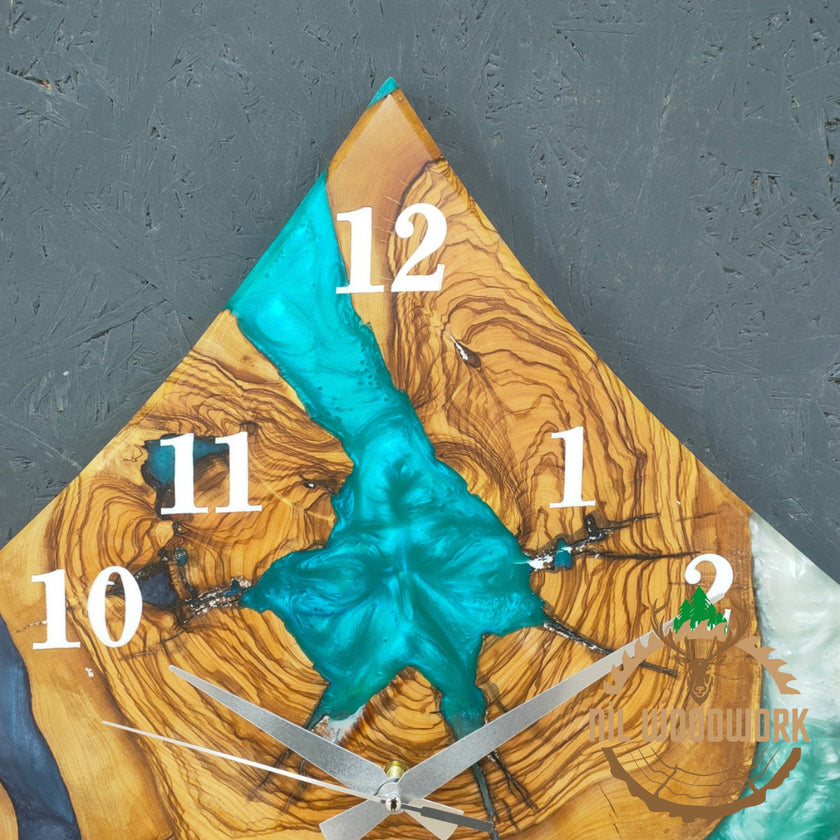 Diamond Resin Wall Clock: Olive Wood Epoxy Clock
