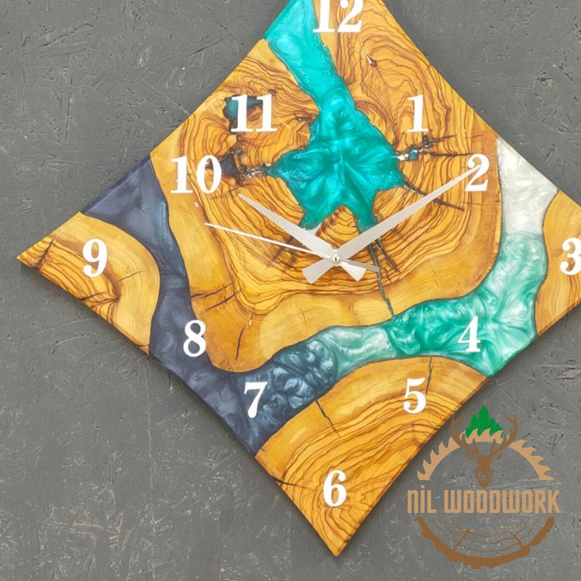 Diamond Resin Wall Clock: Olive Wood Epoxy Clock
