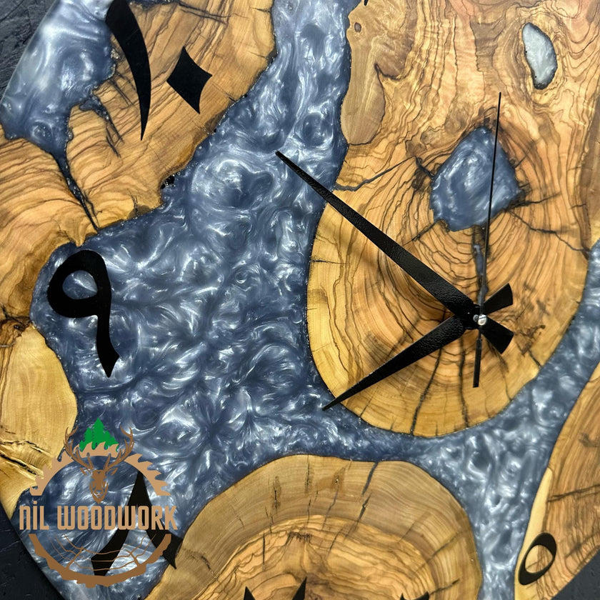 20'' Olive Wood Resin Wall Clock: Modern Arabic Numeral Clock