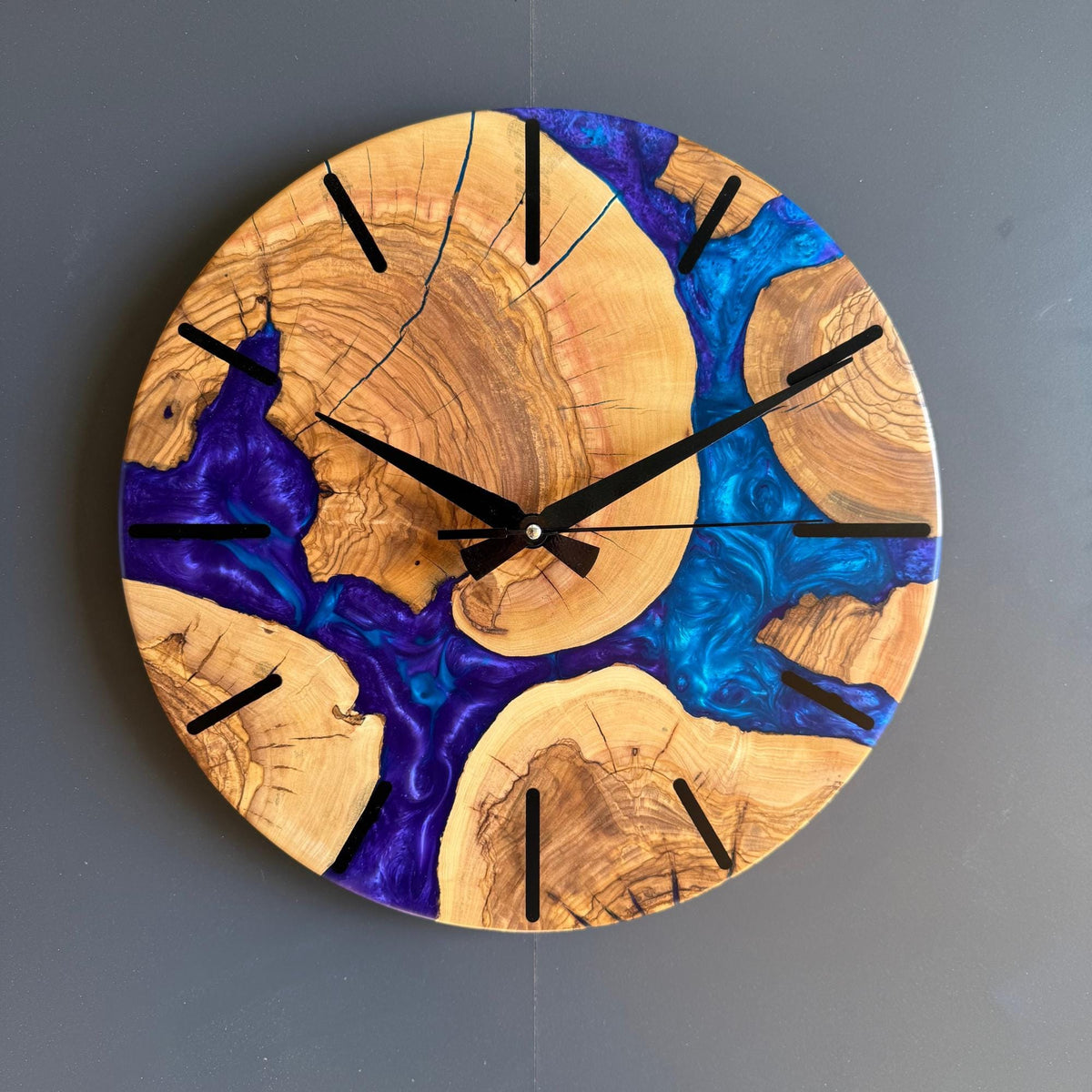 Olive Wood Epoxy Resin Wall Clock, Personalized Wooden Wall Clock: Modern Home Decor