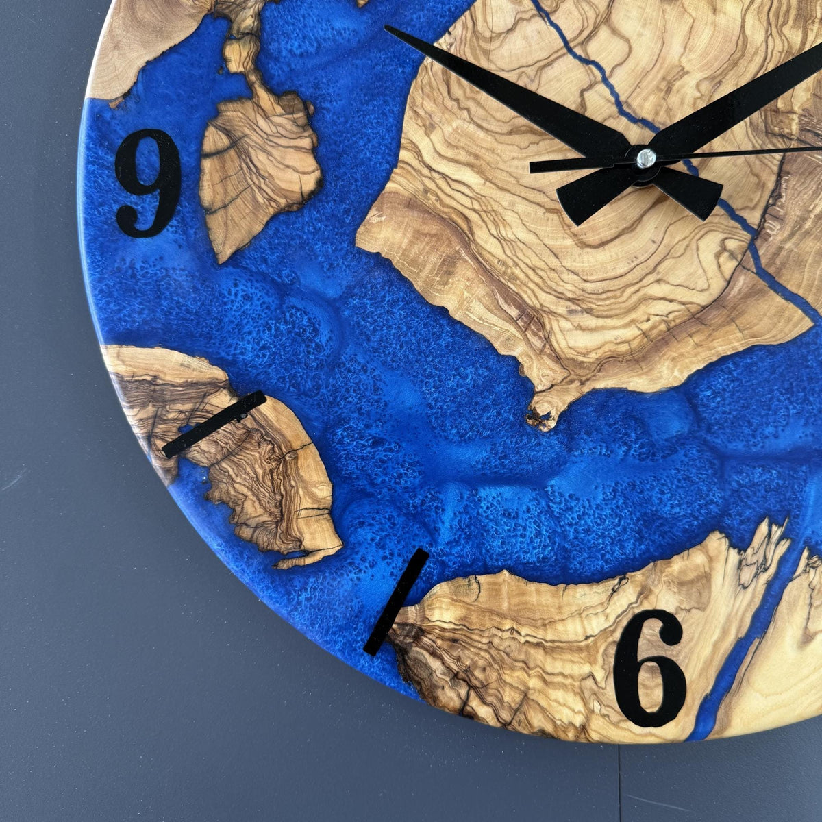 Luxury Olive Wood Epoxy Wall Clock – Handmade Resin Wood Clock, Designer Wall Decor